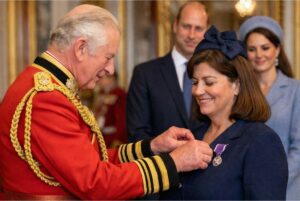 Наградиха испанската бавачка на децата на Кейт и Уилям